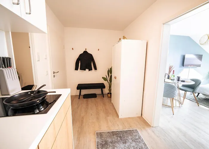 Deluxe - Parking - Workspace *